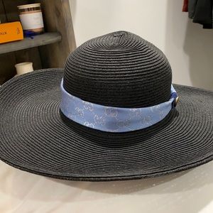Gucci silk scarf summer hat